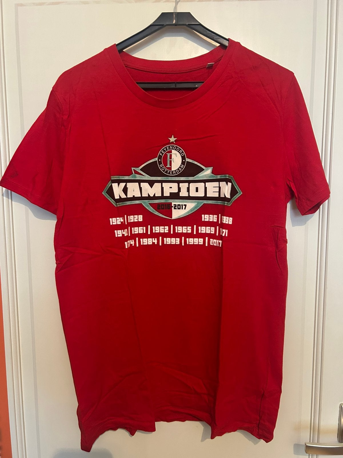Feyenoord shirts bekerfinale en kampioenschap, Ophalen of Verzenden, Zo goed als nieuw, Maat 52/54 (L), Rood