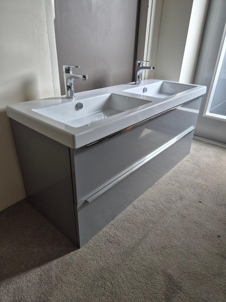 Badkamermeubel zilver grijs zie omschrijving, Ophalen, Gebruikt, 100 tot 150 cm, Minder dan 100 cm
