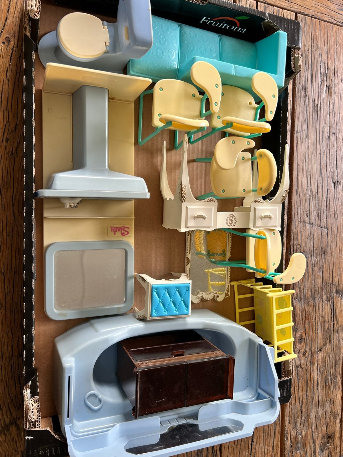 Vintage Sindy/Barbie Meubeltjes - Badkamer & Woonkamer, Ophalen of Verzenden, Gebruikt