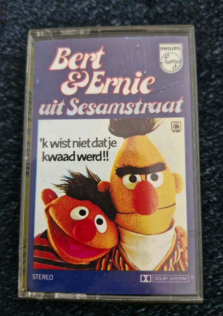 Cassettebandje Bert & Ernie uit Sesamstraat, Cd's en Dvd's, Cassettebandjes, Ophalen of Verzenden, Zo goed als nieuw, 1 bandje
