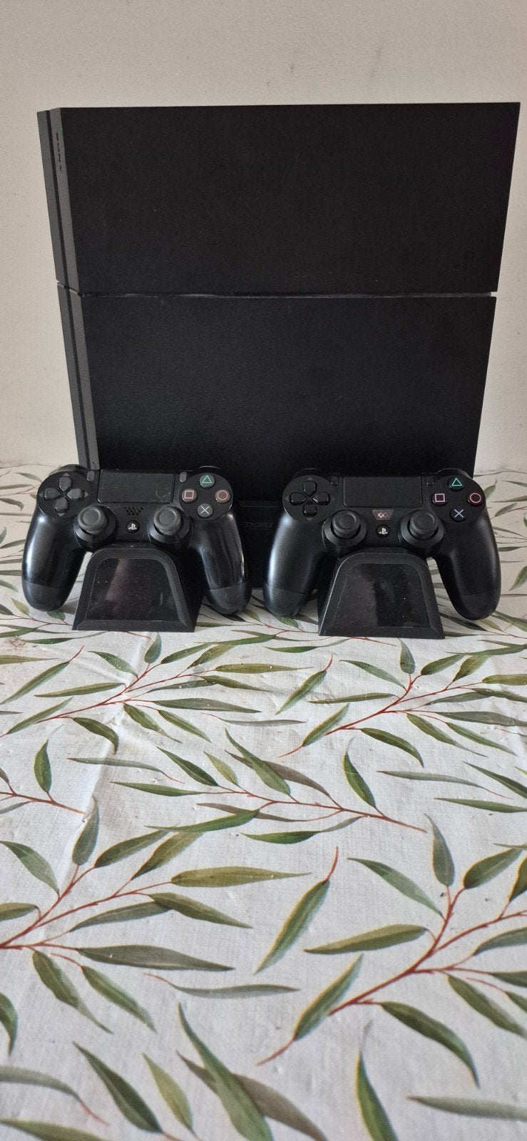 PS4 met 2 controllers + games, Ophalen, Gebruikt, Met 2 controllers, Original