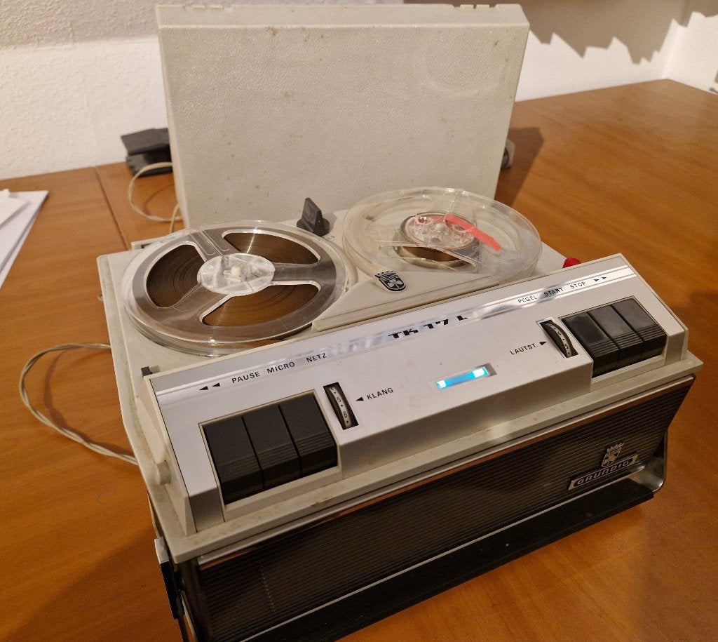 Vintage bandrecorder Grundig TK17L, Ophalen