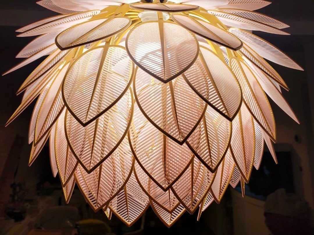 Japandi Leaf Lamp: Blikvanger met Gouden Rand, Nieuw, Metaal, Japandi, Modern, Natuurlijk, E27 (groot)