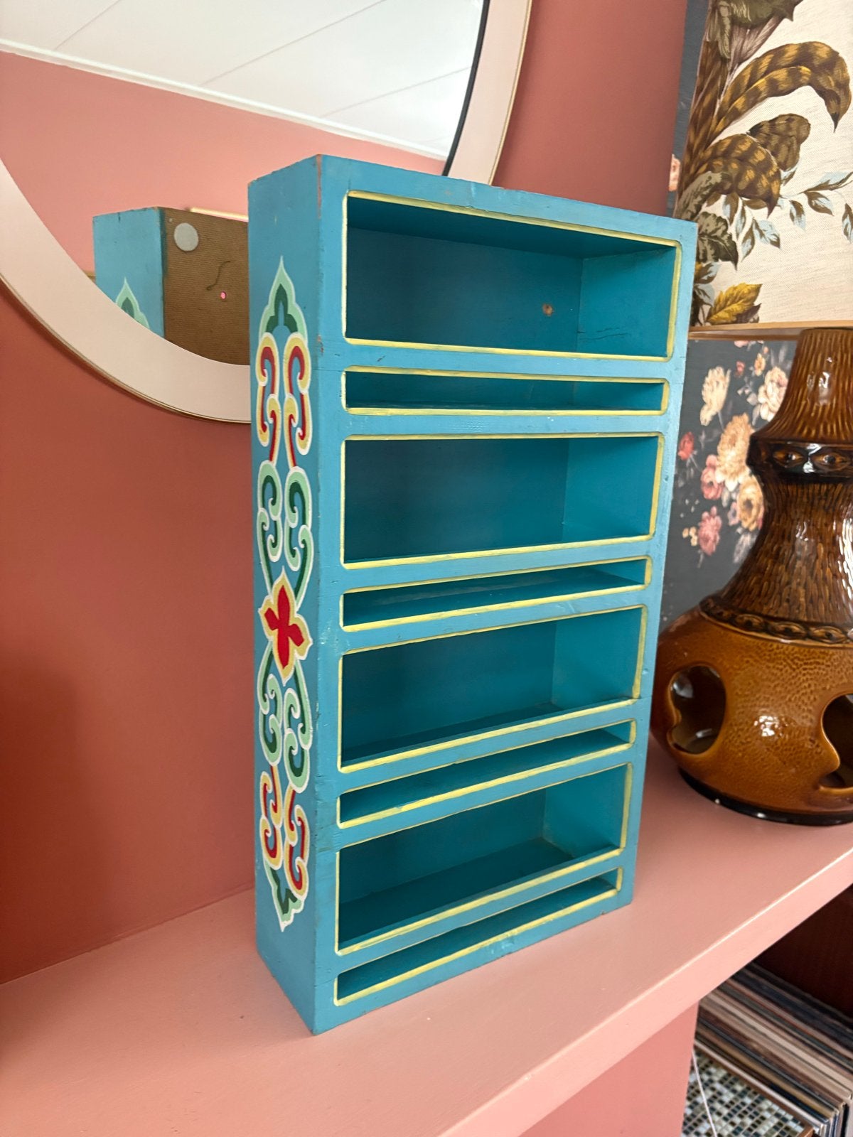 Uniek Wandkastje - Blauw met Oosterse Decoratie, Huis en Inrichting, Kasten | Overige, Gebruikt, Ophalen