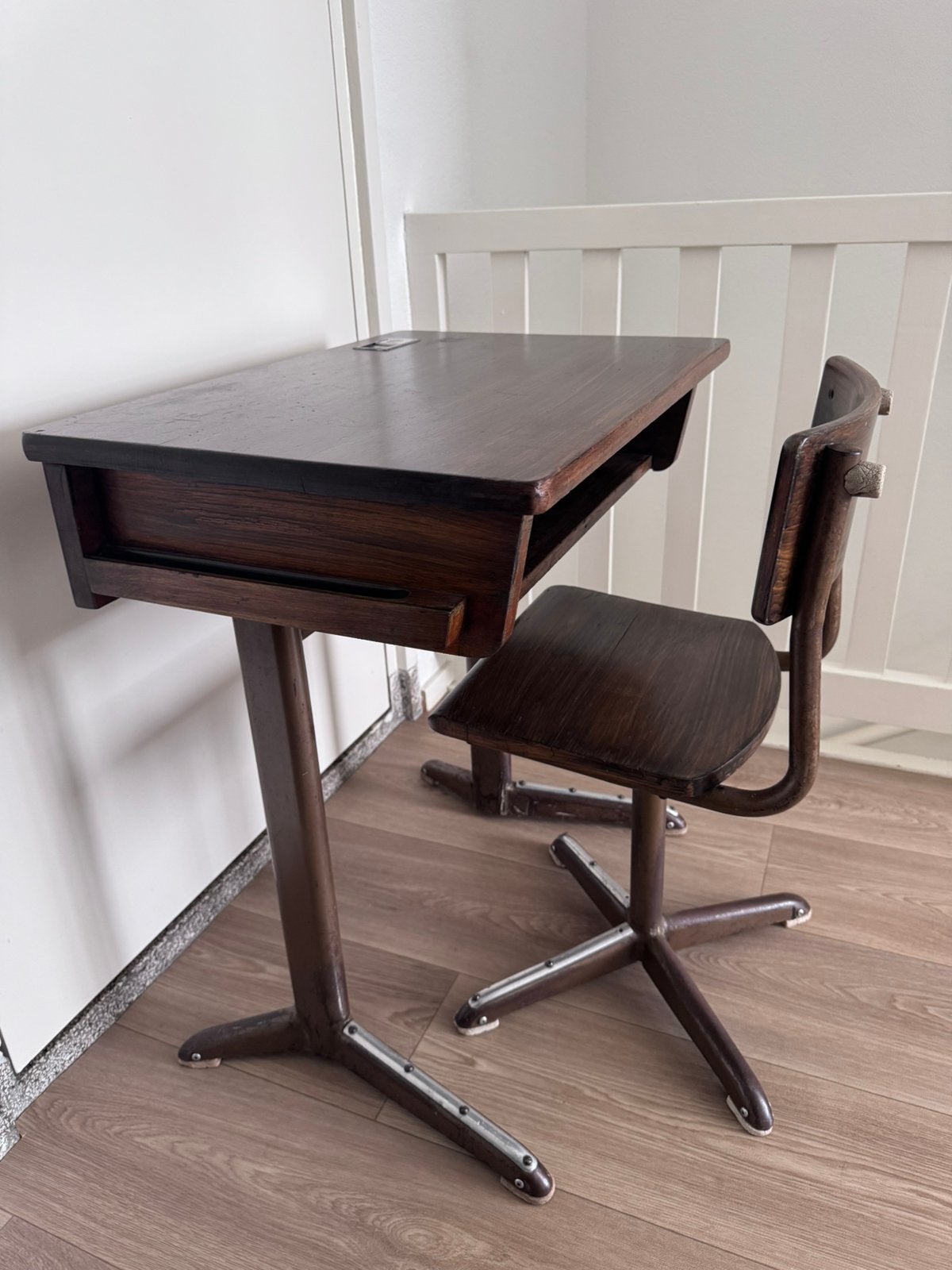 Vintage schoolbureau / Oude schoolbank, Ophalen, Gebruikt, Tafel(s) en Stoel(en)