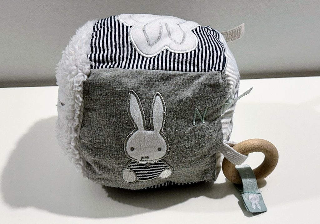 Grijze babykubus met Nijntje, Grijs, Konijn, Nijntje, Ophalen of Verzenden