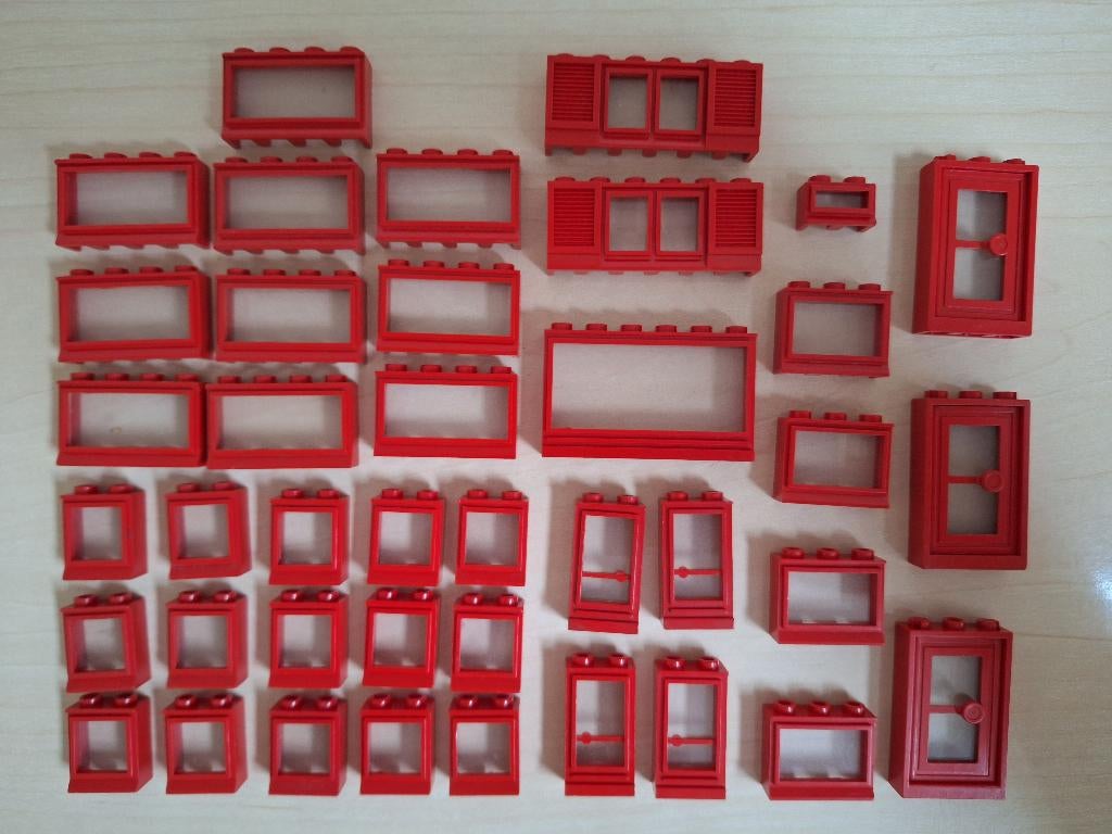 Lego : Partij met veel vintage rode ramen en deuren *set A, Kinderen en Baby's, Speelgoed | Duplo en Lego, Ophalen of Verzenden