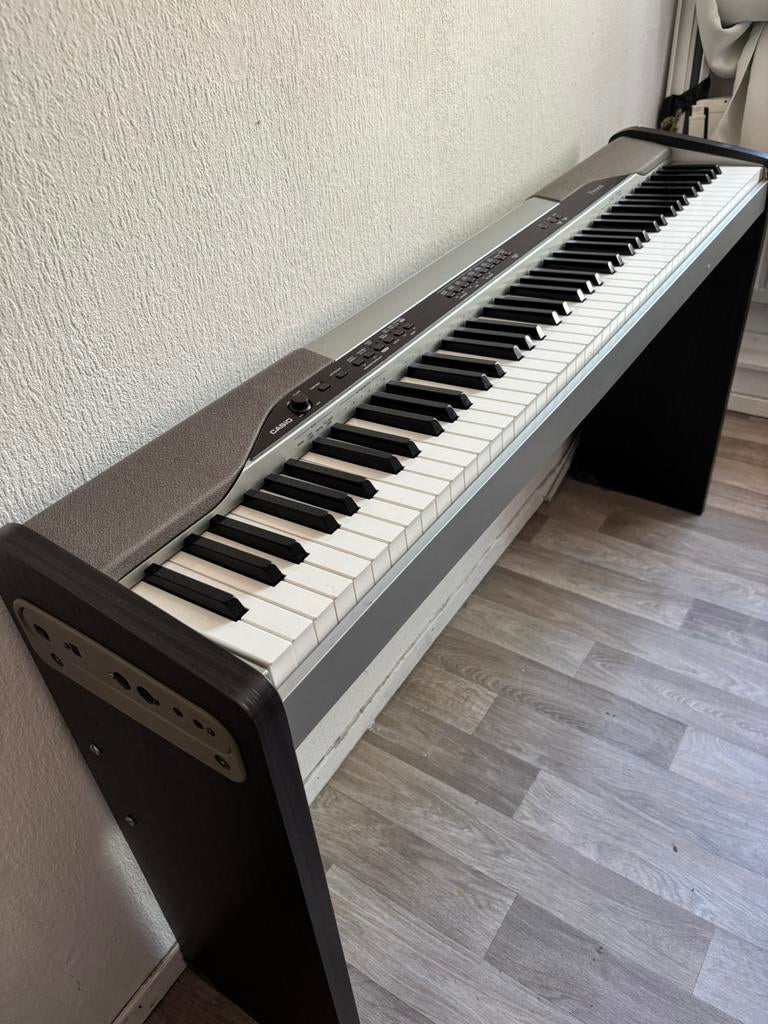 Elektrische piano, Ophalen, Zo goed als nieuw, Zwart