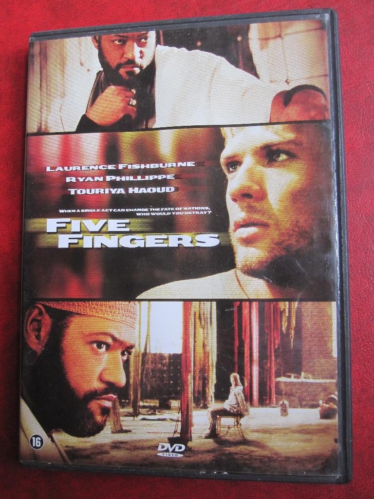 Five Fingers, Vanaf 16 jaar, Ophalen of Verzenden, Zo goed als nieuw, Actiethriller