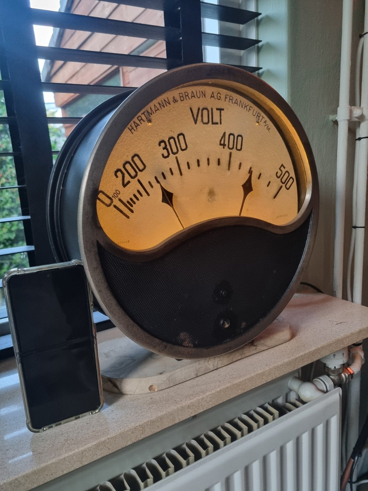 Zeer zelfdzame Hartmann & braun voltsge meter uit 1899, Ophalen of Verzenden, Zo goed als nieuw, Lichtbak of (neon) lamp