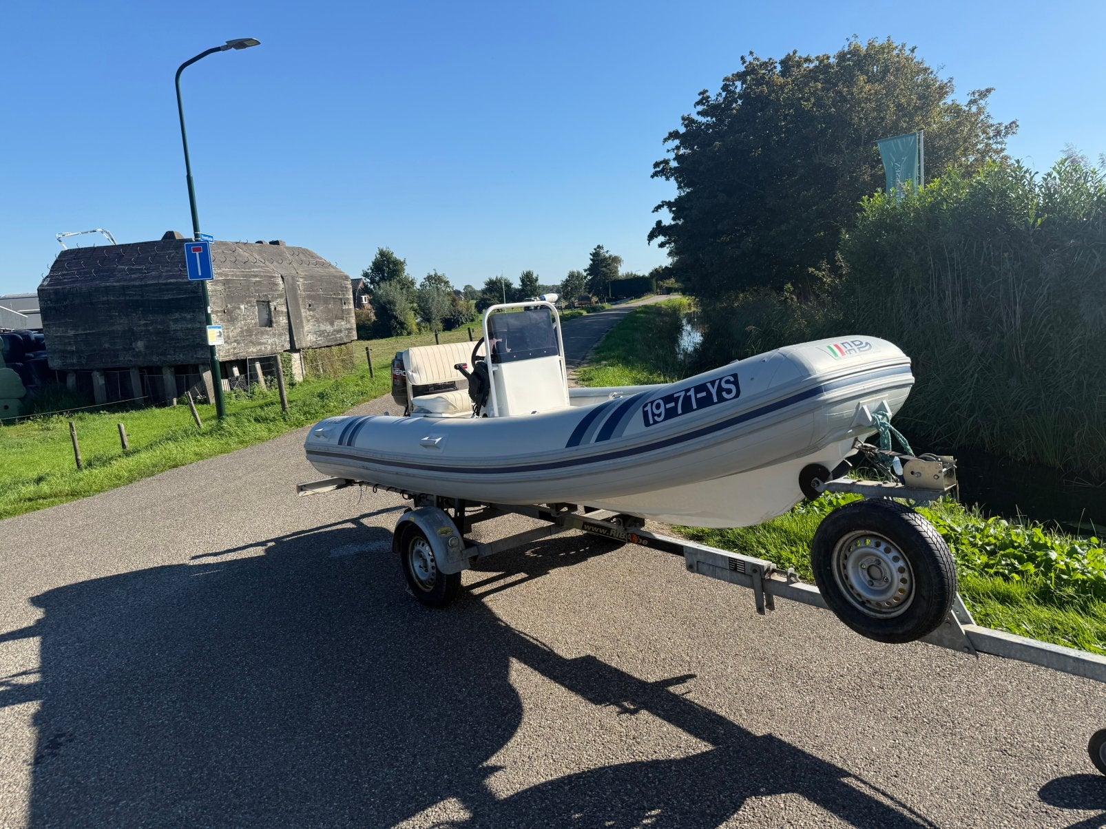 Foto 5 van Artigiana Batelli 430VS met 60pk Mercury en Trailer