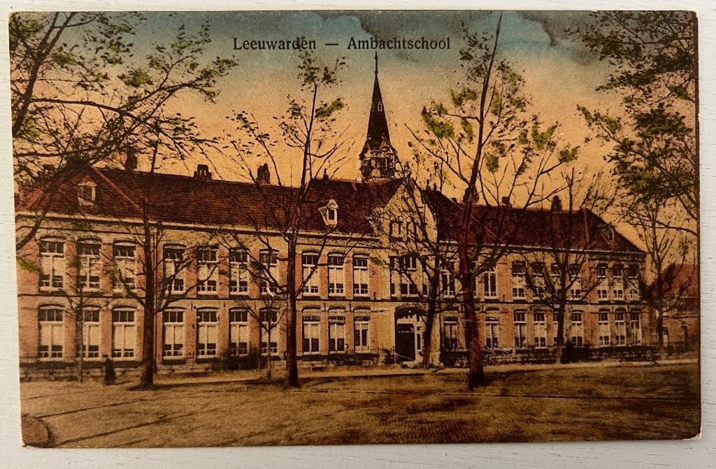 Oude Ansichtkaart  -  Leeuwarden - Ambachtsschool, Verzamelen, Ansichtkaarten | Nederland, Ophalen of Verzenden, Voor 1920, Ongelopen