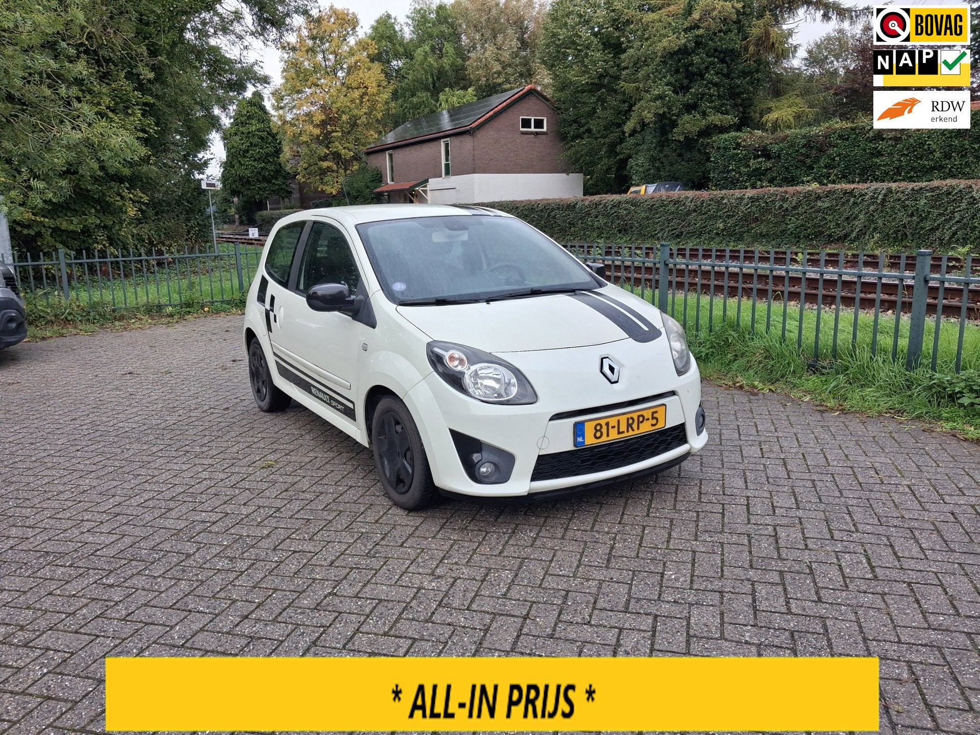 Renault Twingo 1.2-16V Dynamique airco LPG G3 trekhaak Allin, Gebruikt, Zwart, 4 cilinders, 4 stoelen