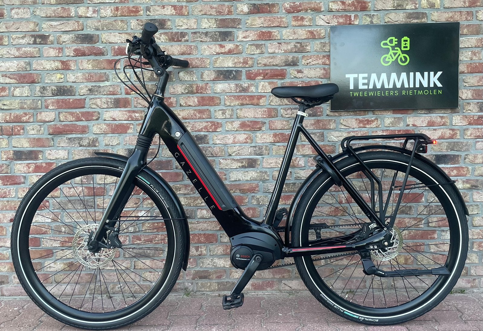 Gazelle Ultimate C5 dames 61 cm, Ophalen, Zo goed als nieuw, 59 cm of meer, 50 km per accu of meer