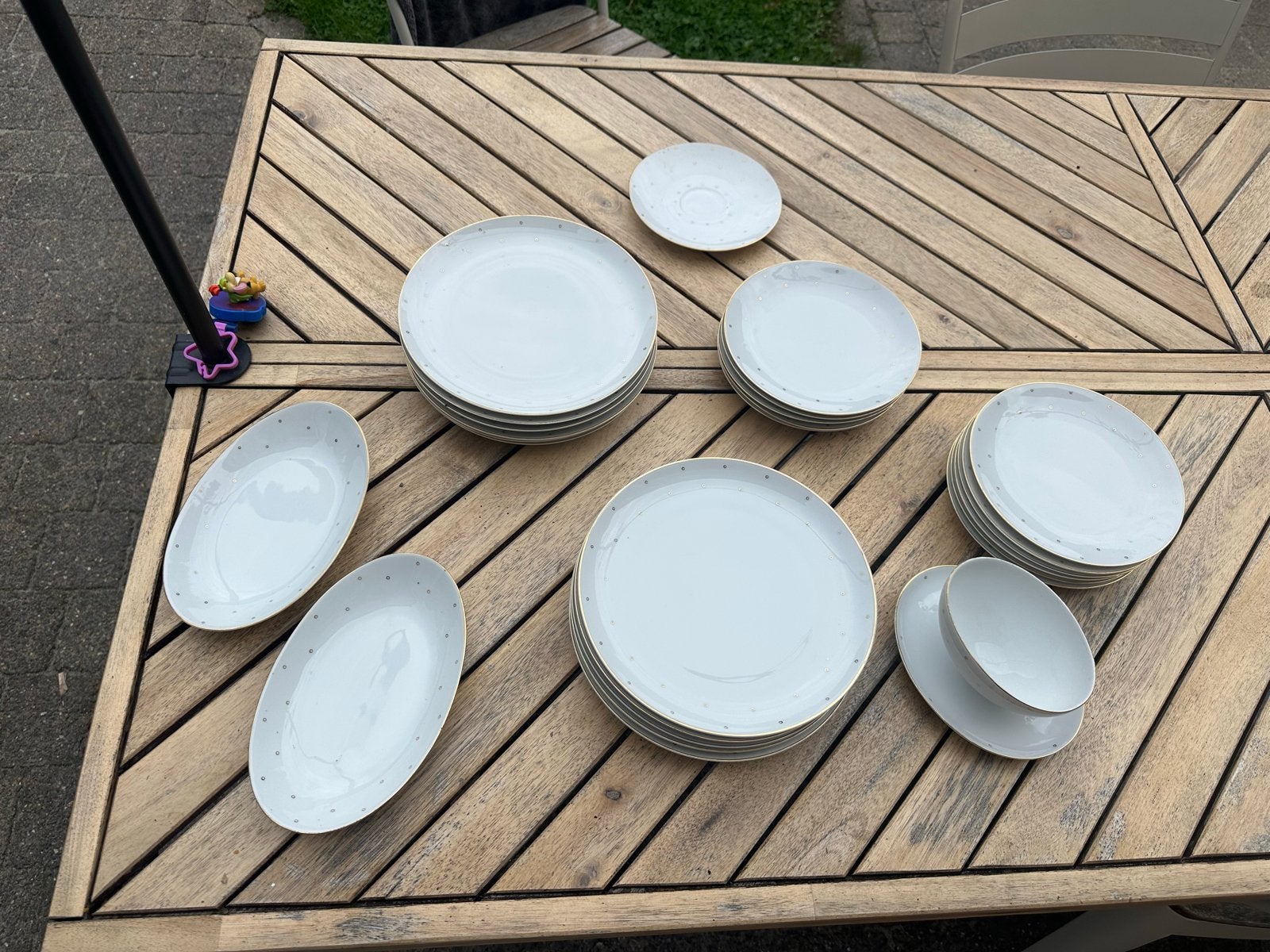 Arzberg servies - Compleet servies met gouden randje, Ophalen, Zo goed als nieuw, Arzberg, Klassiek