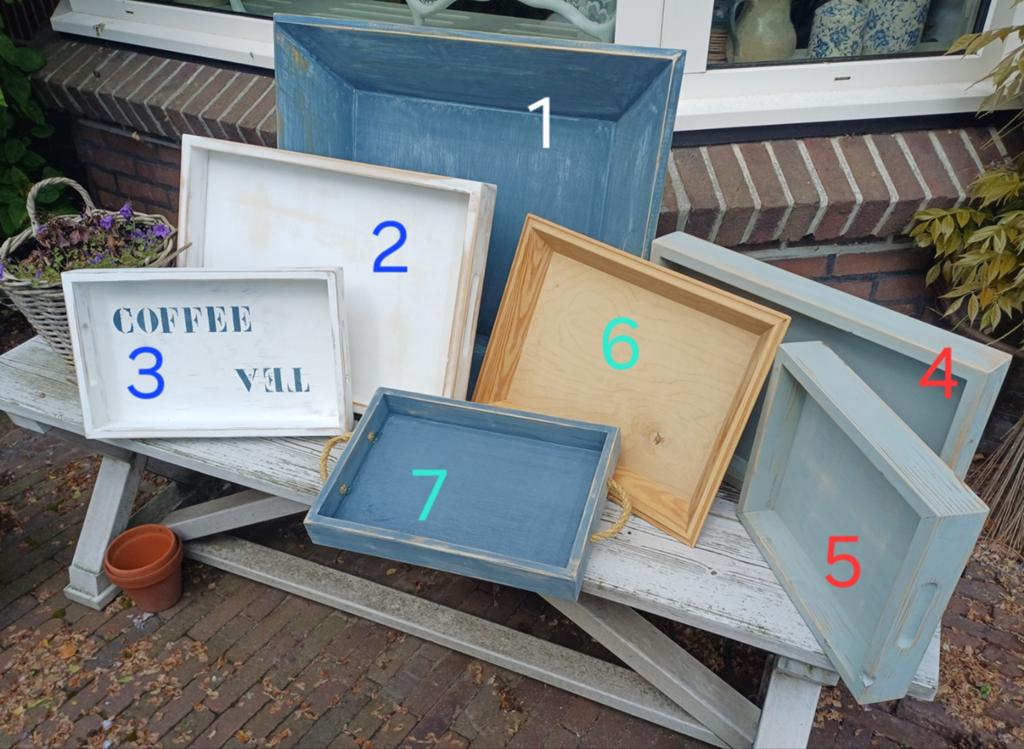 Diverse dienbladen, per stuk te koop., Ophalen of Verzenden