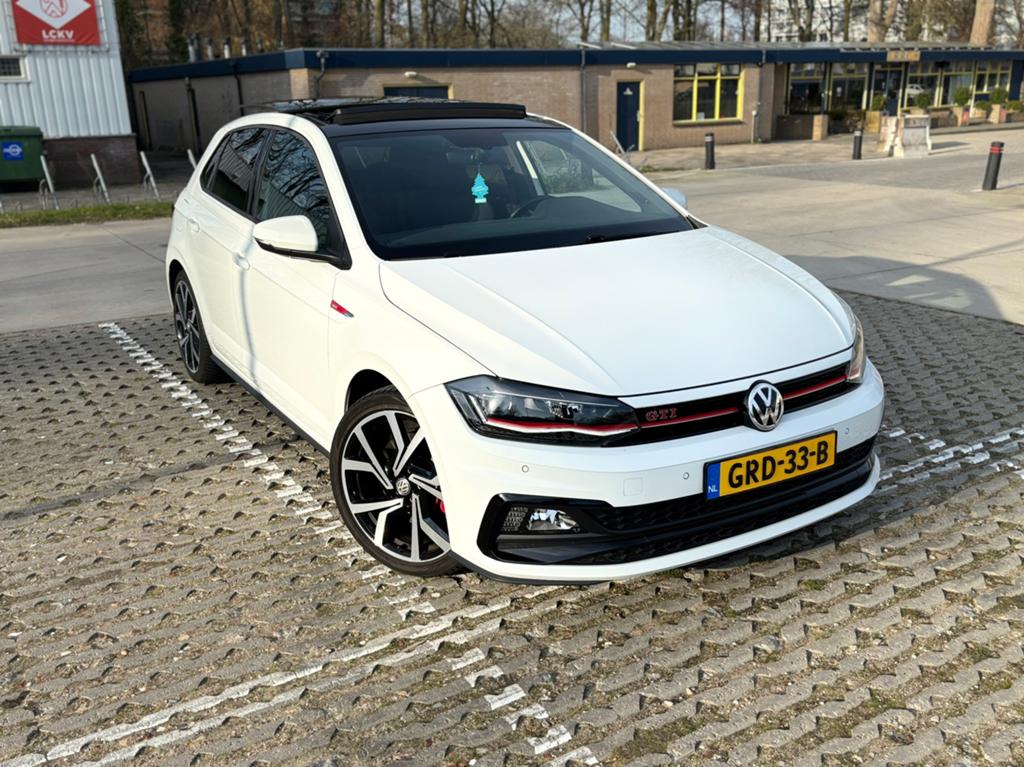 Volkswagen Polo 2.0 TSI 200pk 6-DSG 2018 Wit, Auto's, 4 cilinders, 1984 cc, Wit, 1200 kg