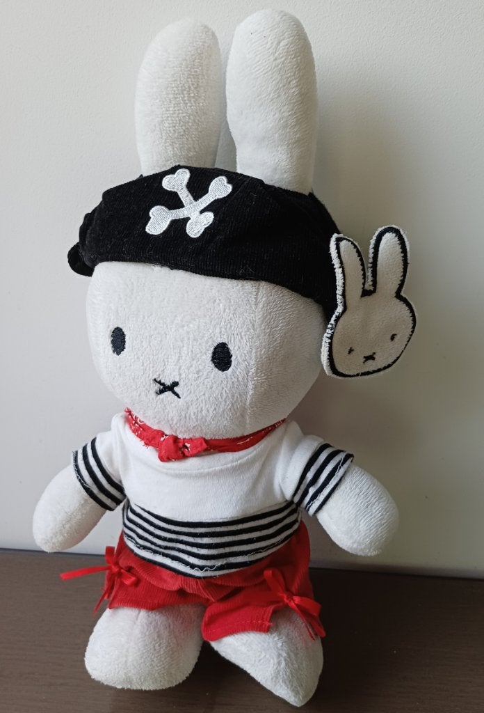 nijntje knuffel piraat, Kinderen en Baby's, Nijntje, Verzenden, Gebruikt, Konijn
