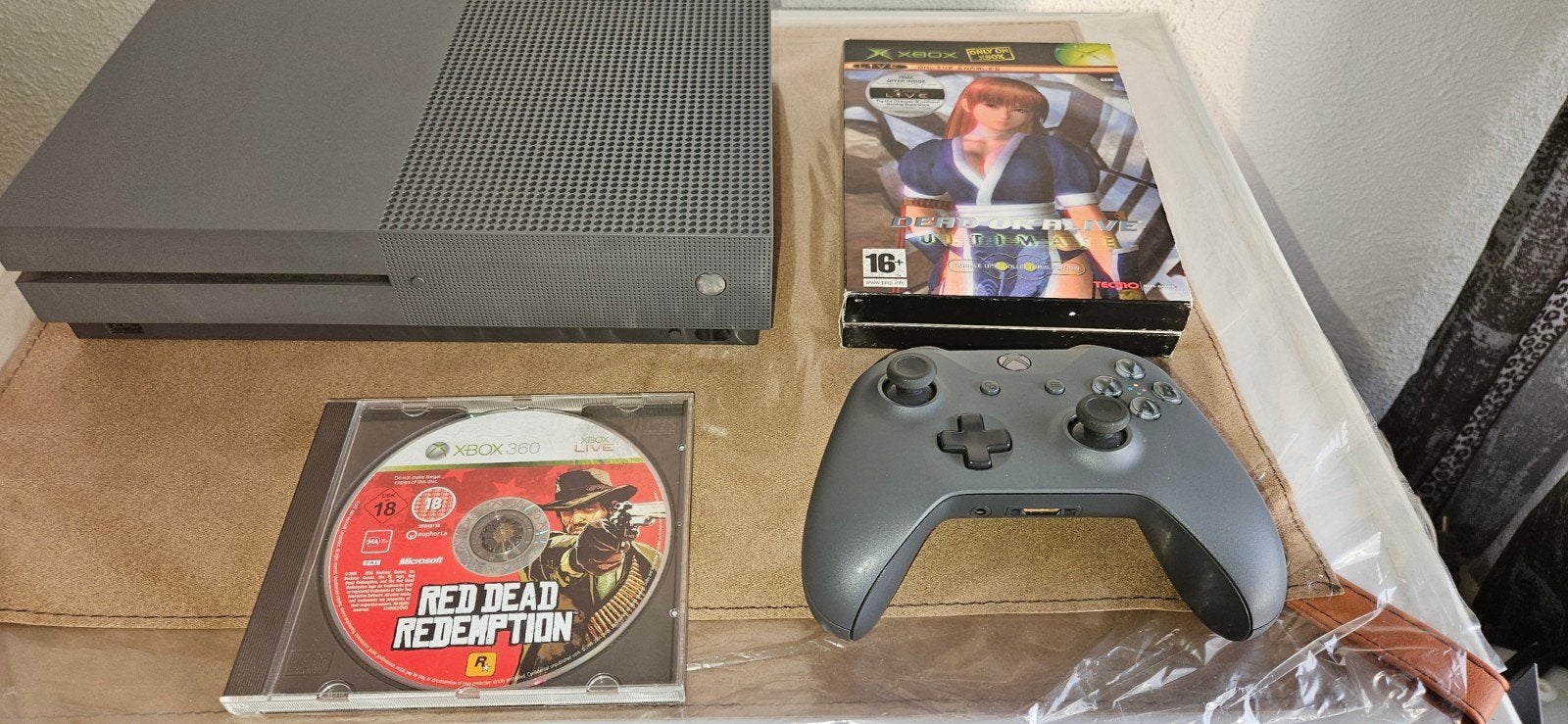 Xbox One S met controller, games en kabels, Spelcomputers en Games, Ophalen