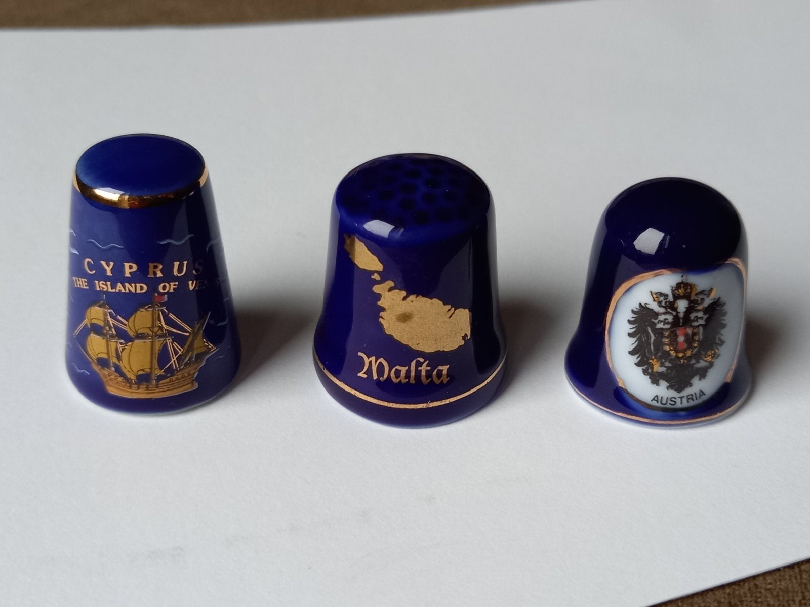 Mooie vingerhoedjes,  Malta - Cyprus  - Austria, Verzamelen, Vingerhoedjes, Ophalen of Verzenden, Gebruikt