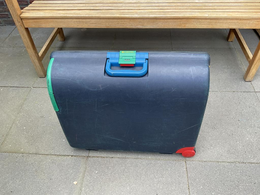 TE KOOP AANGEBODEN: HARDSCHALEN CARLTON KOFFER, Gebruikt, Hard kunststof, 55 cm of meer, Ophalen
