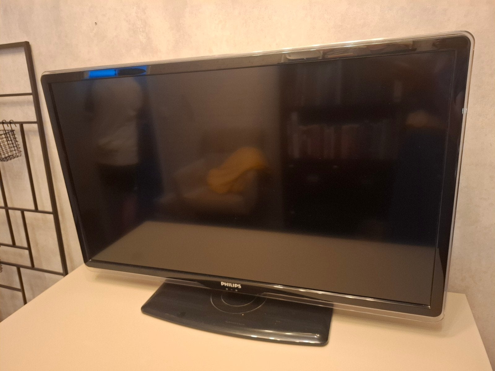 Philips 42PFL8404H/12 LCD TV - Zonder stekker/kabel, Ophalen, Philips, Gebruikt, 50 Hz