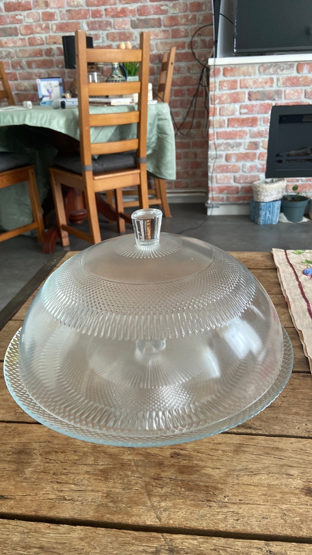 Serveerschaal glazen met deksel! 5€, Huis en Inrichting, Keuken | Servies, Ophalen, Zo goed als nieuw
