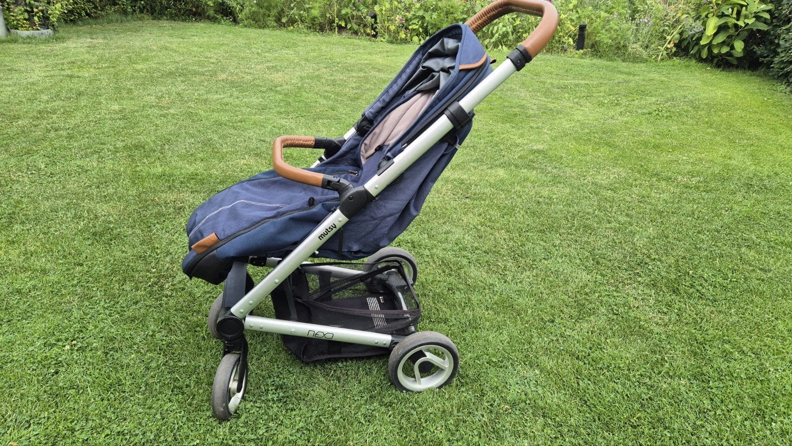 Kinderwagen van het merk Mutsy, type Nexo, Ophalen, Gebruikt, Voetenzak