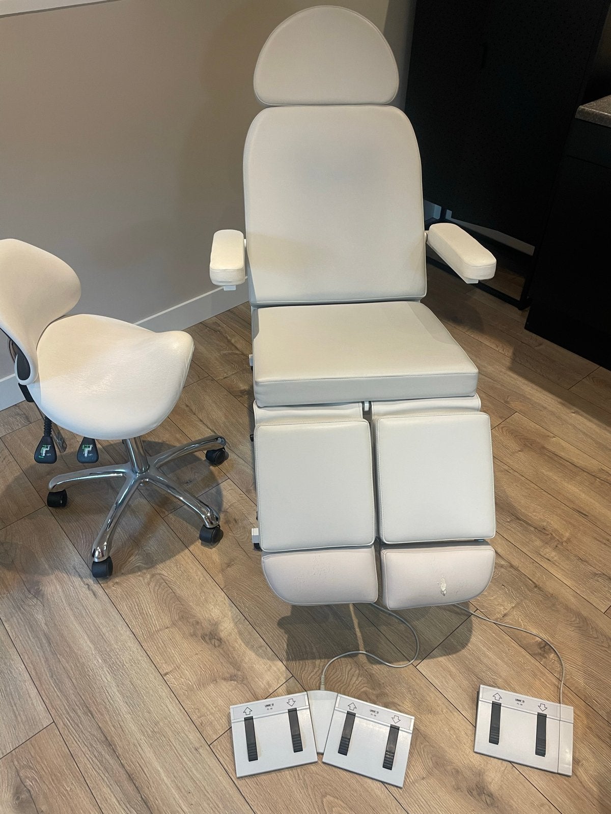 Elektrische behandelstoel pedicure, Ophalen, Hand- en Voetverzorging