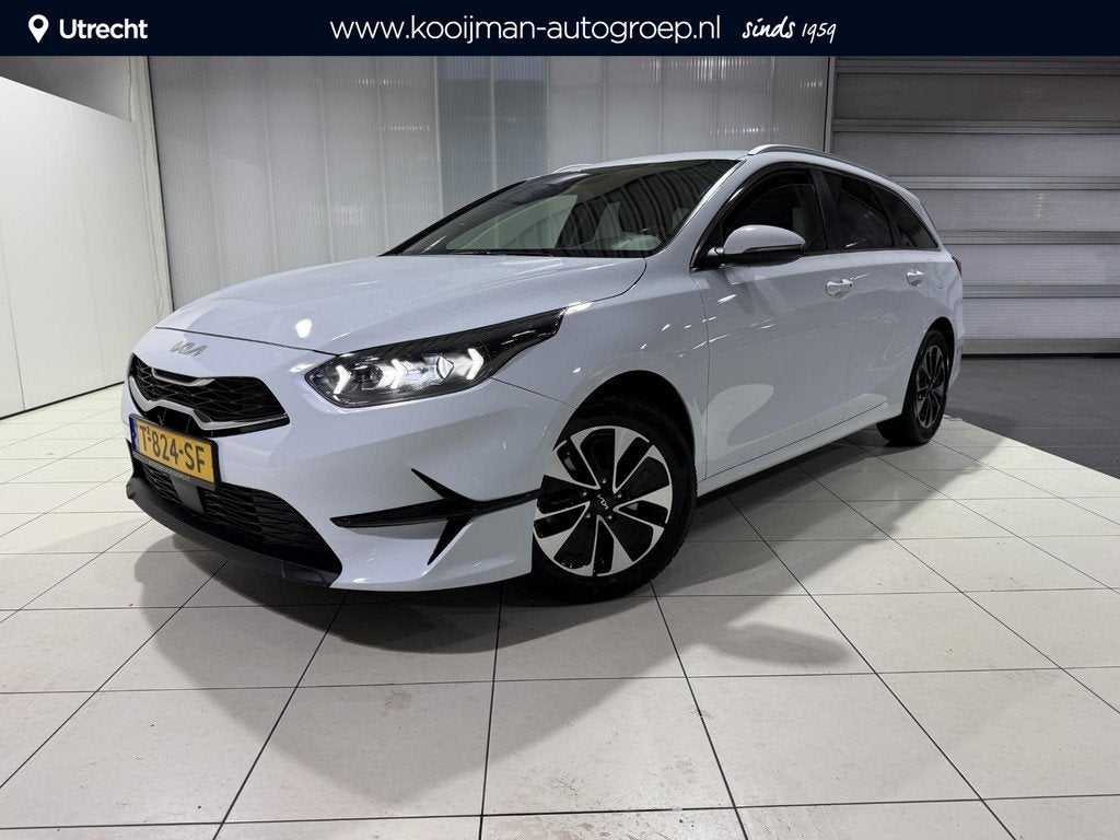 Kia Ceed Sportswagon 1.0 T-GDi MHEV DynamicPlusLine AUTOMAAT, Gebruikt, Euro 6, 1309 kg, Leder en Stof