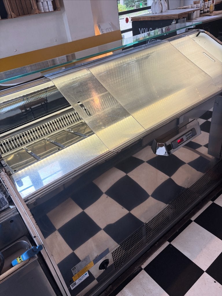IFI Lunette 18 baks ijsvitrine 2016. Bieden vanaf €2.500, Ophalen, Gebruikt, Koelen en Vriezen