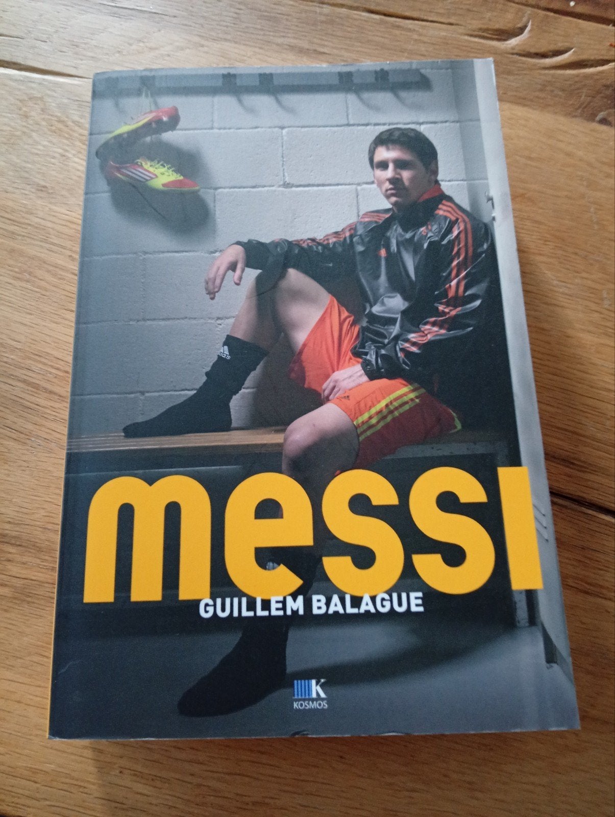 Messi - Het meest complete en meeslepende boek, Boeken, Gelezen, Guillem Balague, Ophalen of Verzenden, Overige sporten