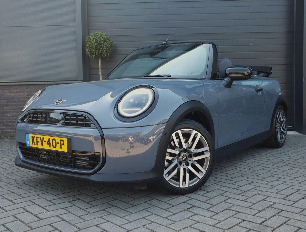MINI Cabrio 2.0 Cooper C Classic M | Camera | Carplay | HUD, 1998 cc, 15 km/l, Gebruikt, Cabriolet