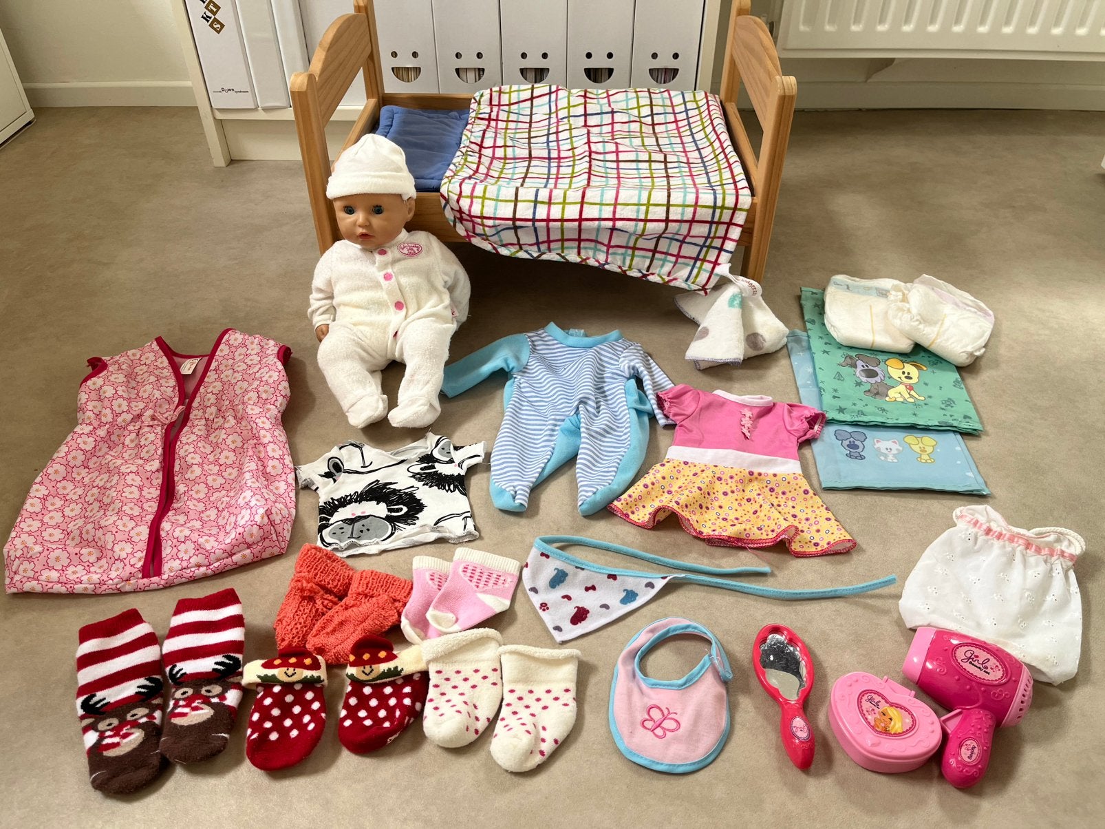 Baby Annabell pop met veel assecoires, Ophalen of Verzenden, Gebruikt, Babypop