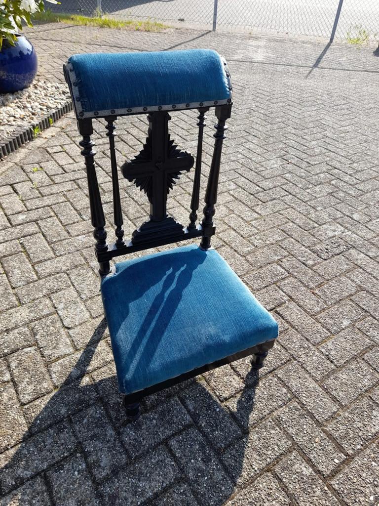 Antiek bid stoeltje, Antiek en Kunst, Antiek | Meubels | Stoelen en Banken, Ophalen of Verzenden