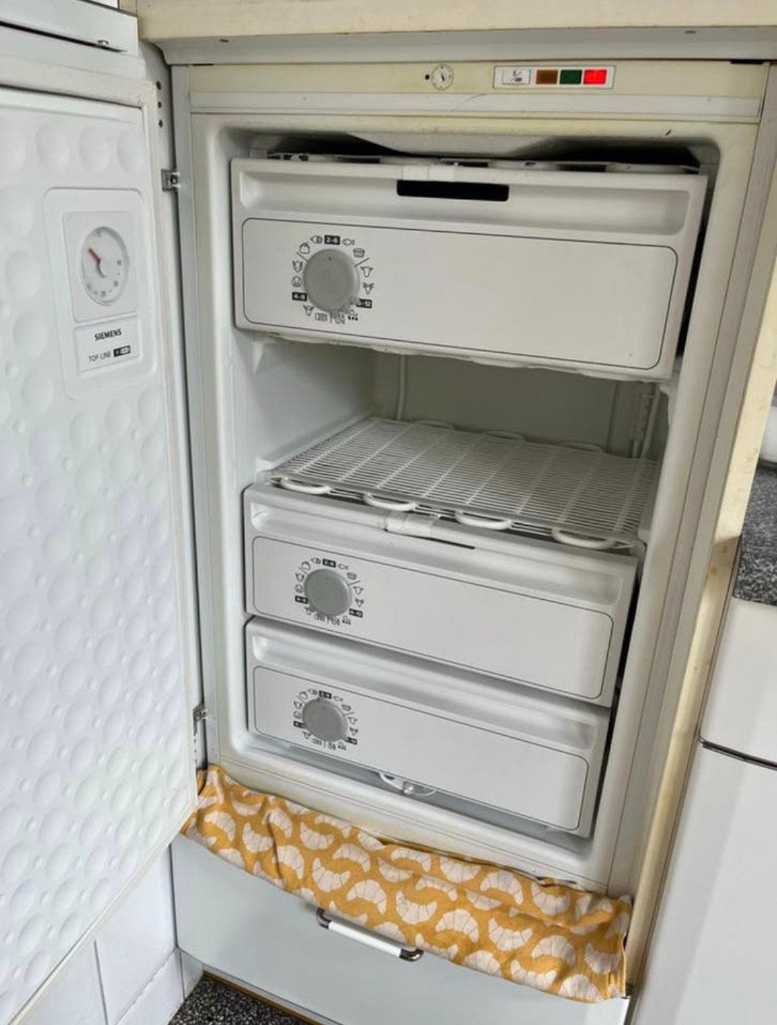 Siemens Top Line Inbouwvriezer, Witgoed en Apparatuur, Minder dan 60 cm, Zo goed als nieuw, Inbouw, 160 cm of meer