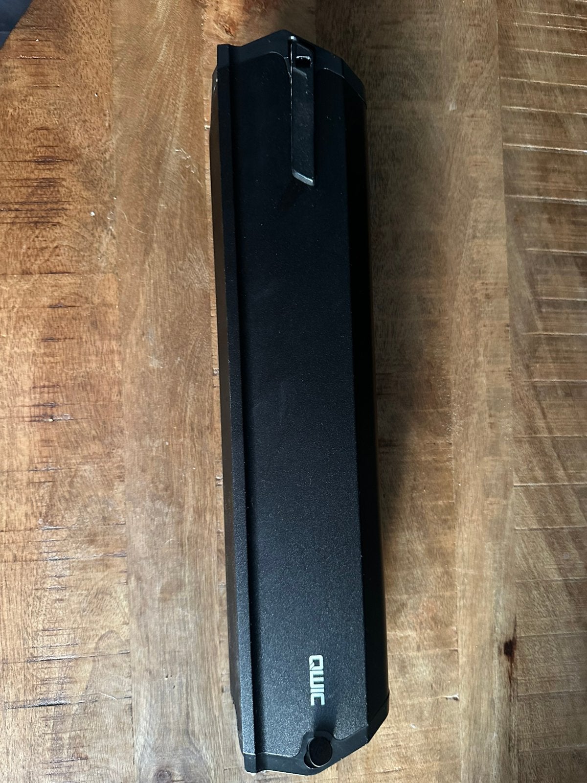 Defecte 735 wh accu voor oa de Qwic Performance RD10-RD11, Ophalen, Zo goed als nieuw