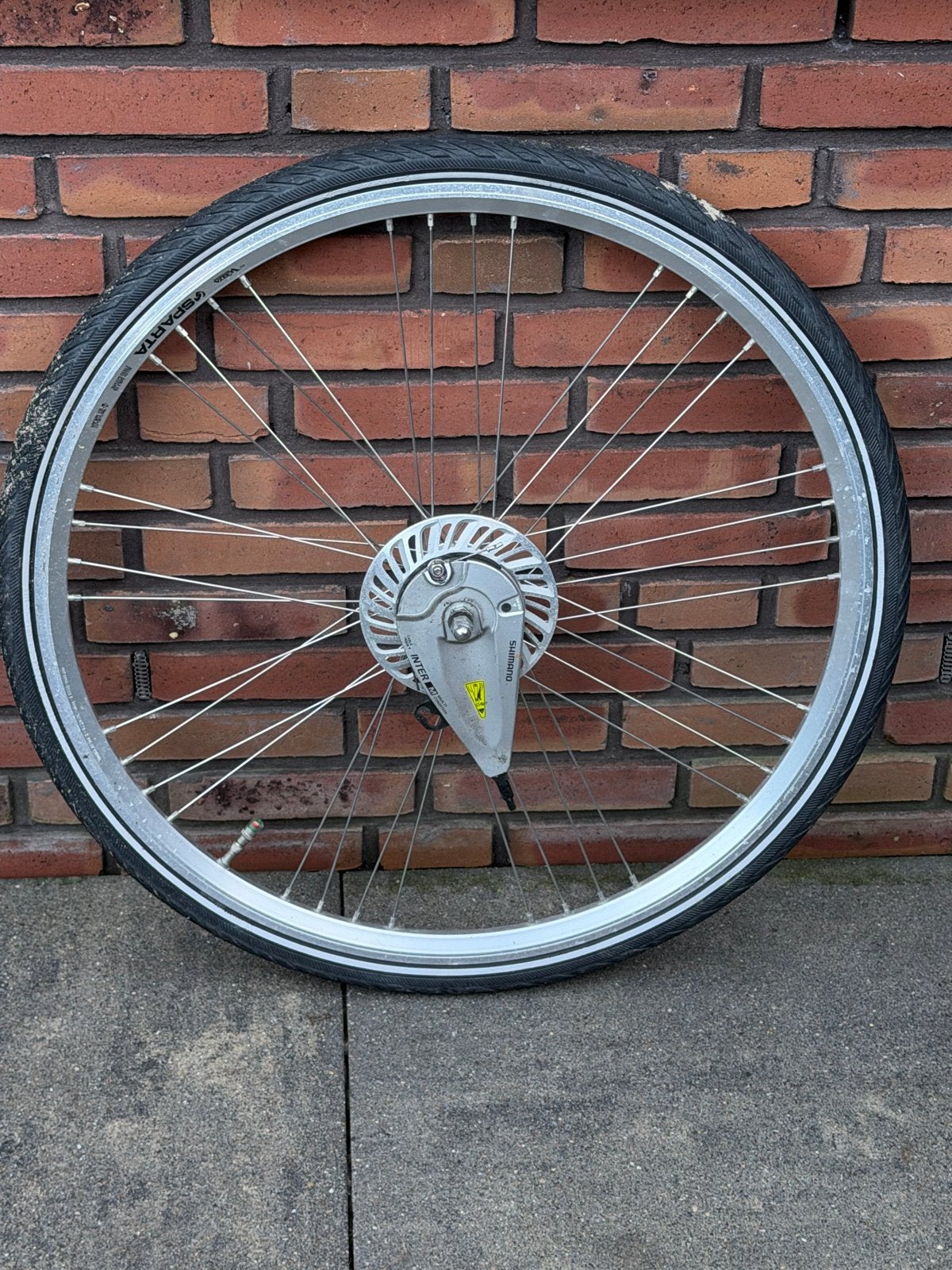 28 inch Voorwiel met Shimano Rollerbrake - Nette Staat, Ophalen of Verzenden, Gebruikt, Stadsfiets, Wiel