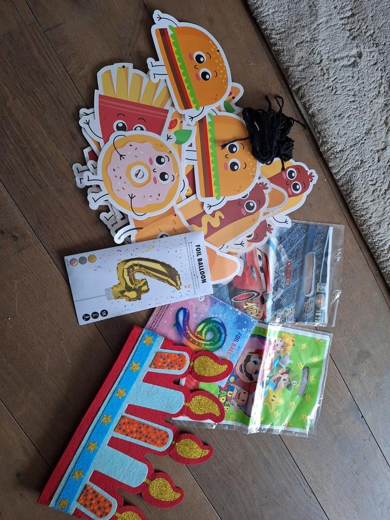 Feestversiering diversen nieuw, Ophalen of Verzenden, Nieuw, Versiering, Verjaardag