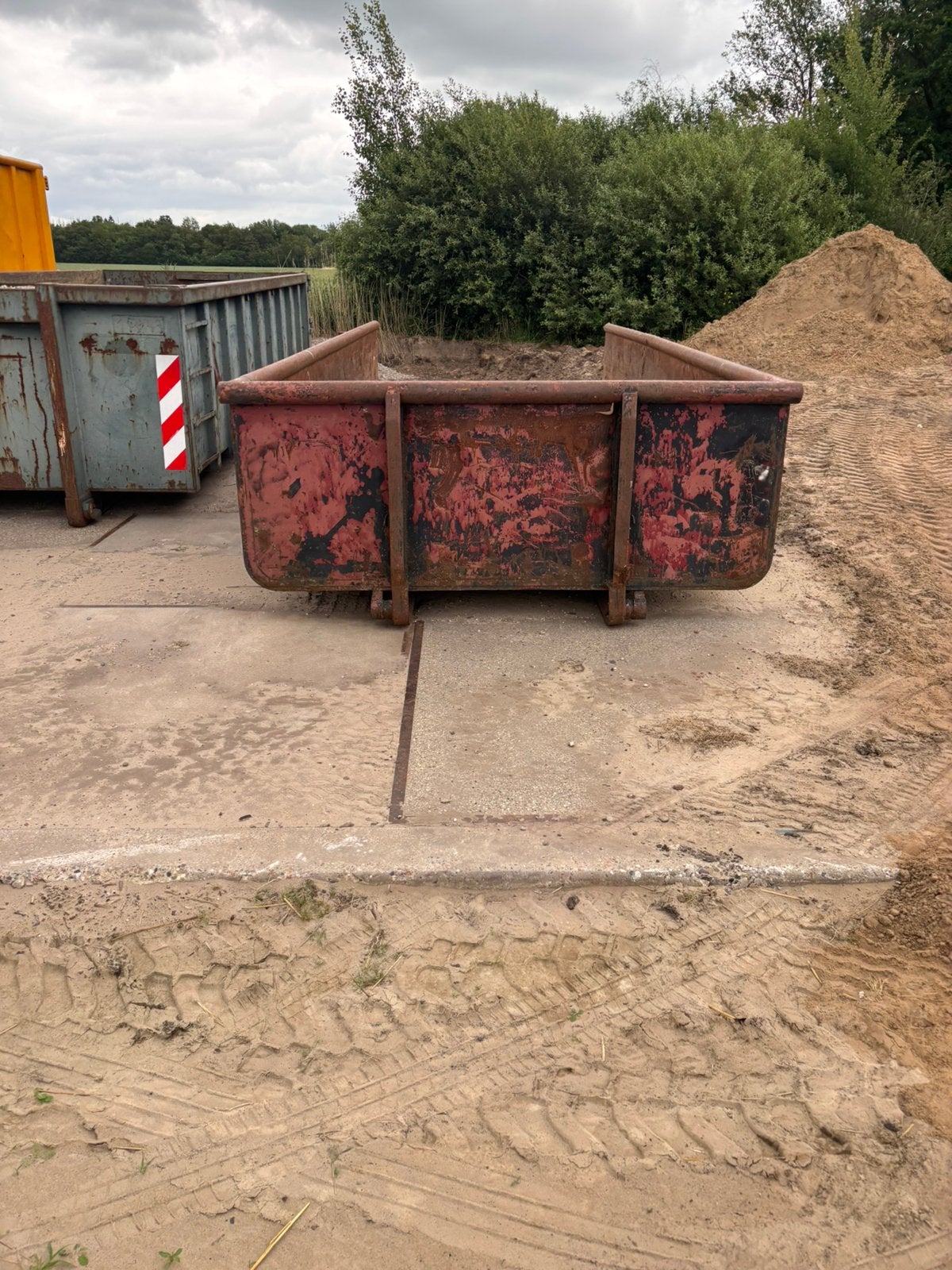 Containerbak kanelopname, Ophalen