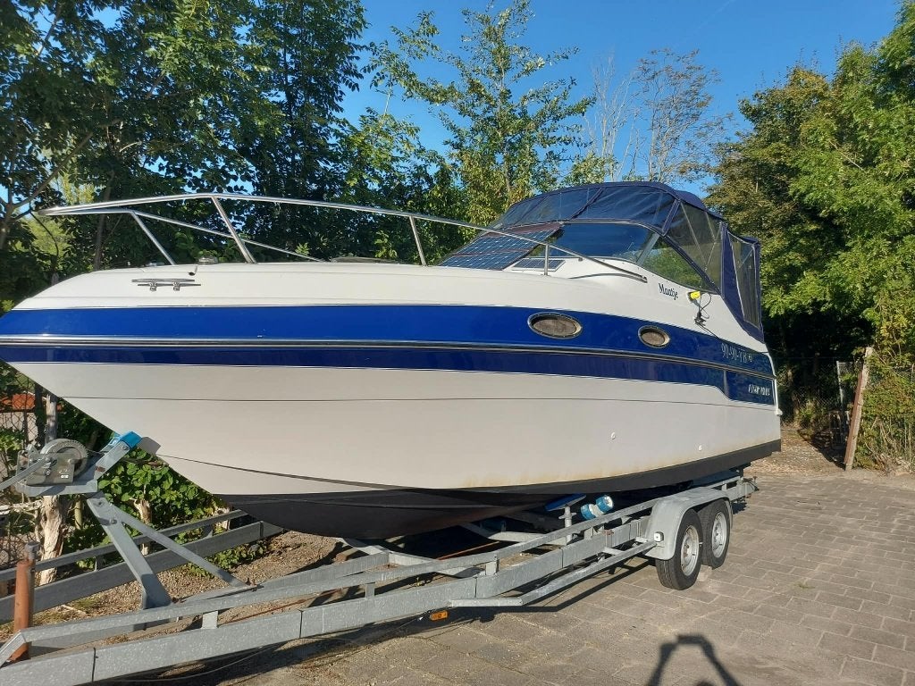 DIKKE FOUR WINNS 258 VISTA 5.8 FSI DUOPROP VOLVO PENTA, Watersport en Boten, Benzine, Gebruikt, Binnenboordmotor, Kruiser