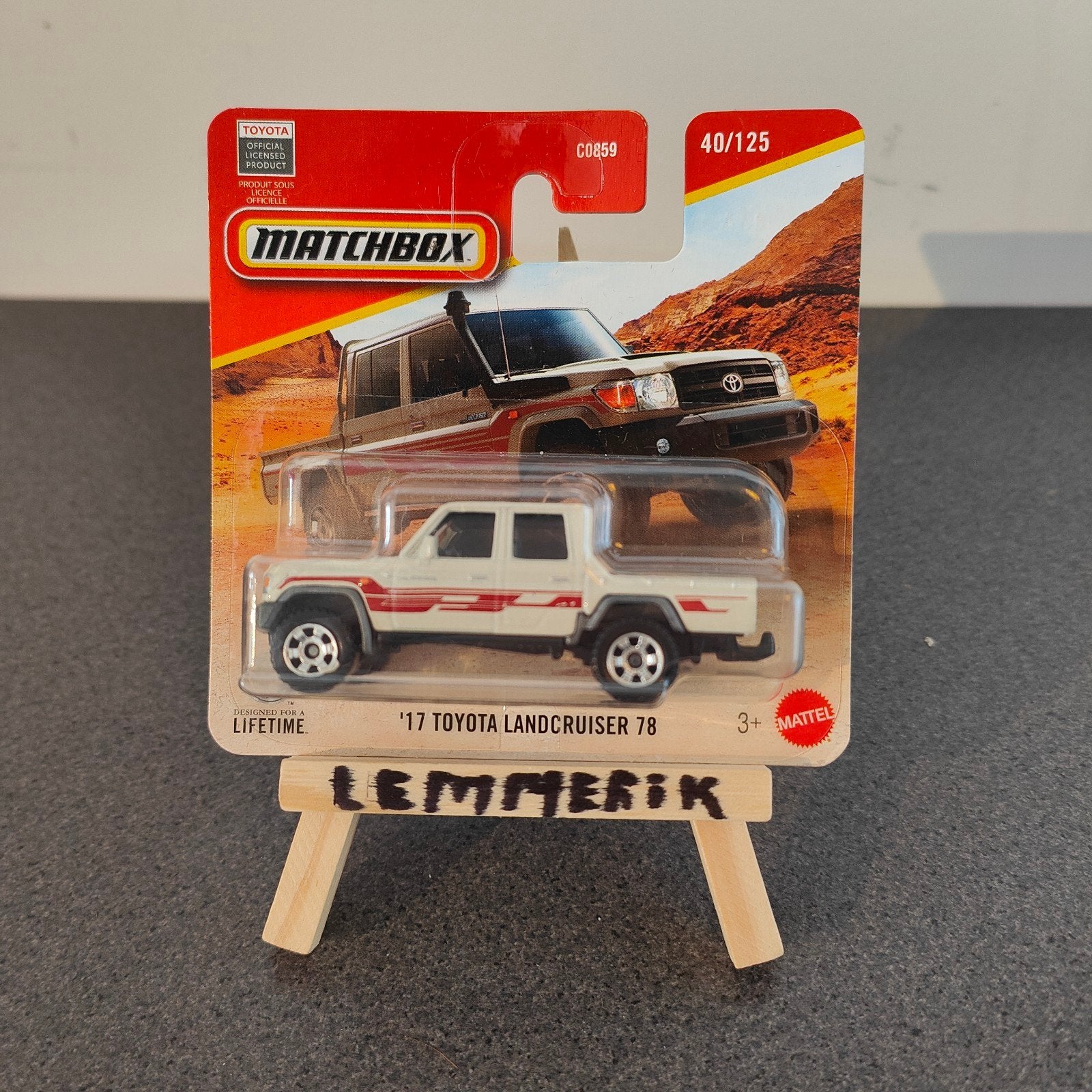 Matchbox '17 Toyota Landcruiser 78 - Nieuw in verpakking, Ophalen of Verzenden, Nieuw, Auto
