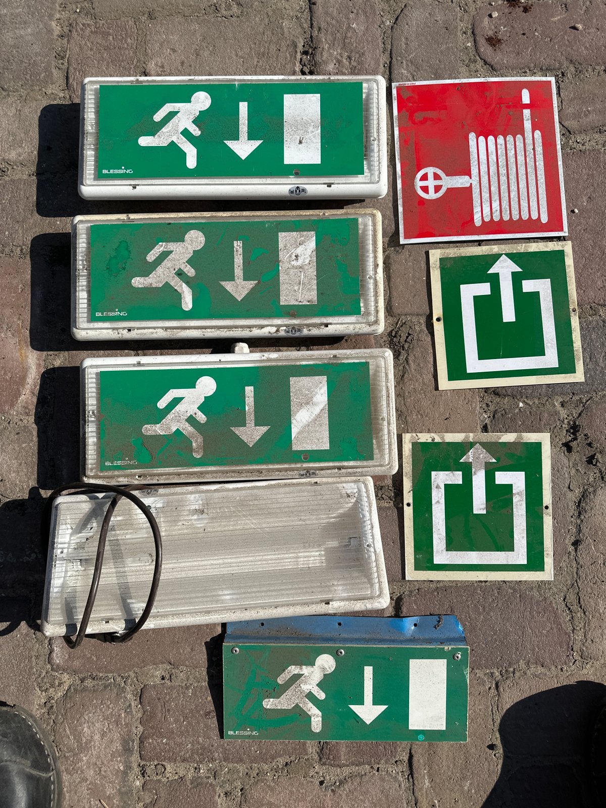 Noodverlichting en brandveiligheidssignalisatie, Ophalen, Gebruikt, Overige typen, Overige soorten