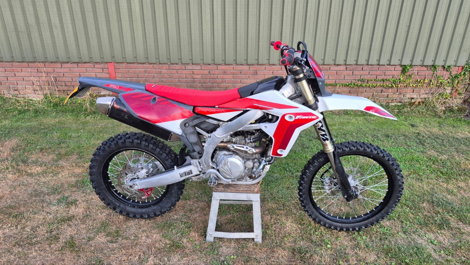 Fantic XEF 450 2025 – Zeer nette staat – Veel extra's, LED Verlichting, Gebruikt, Particulier, Enduro