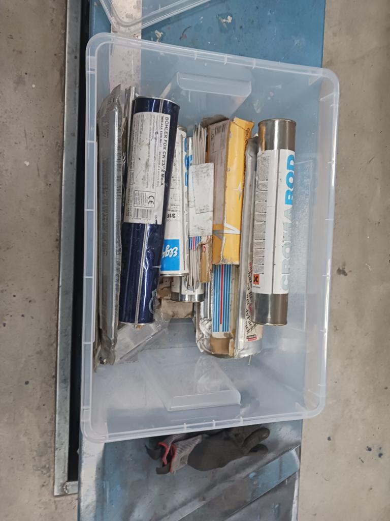 Elektroden doos vol rvs, Ophalen of Verzenden