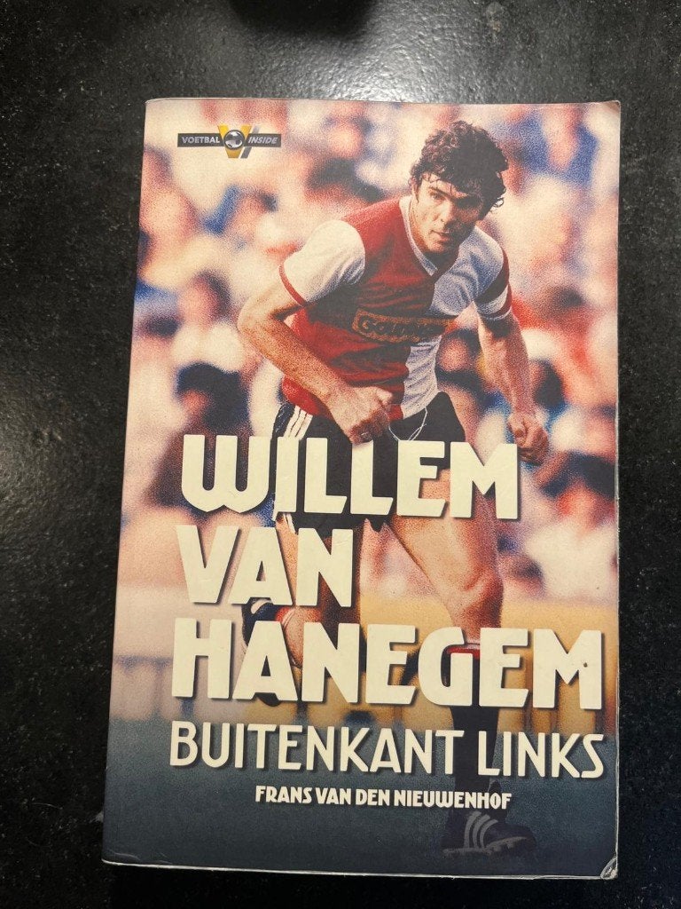 Willem van Hanegem - Buitenkant Links, Ophalen of Verzenden, Gelezen, Sport