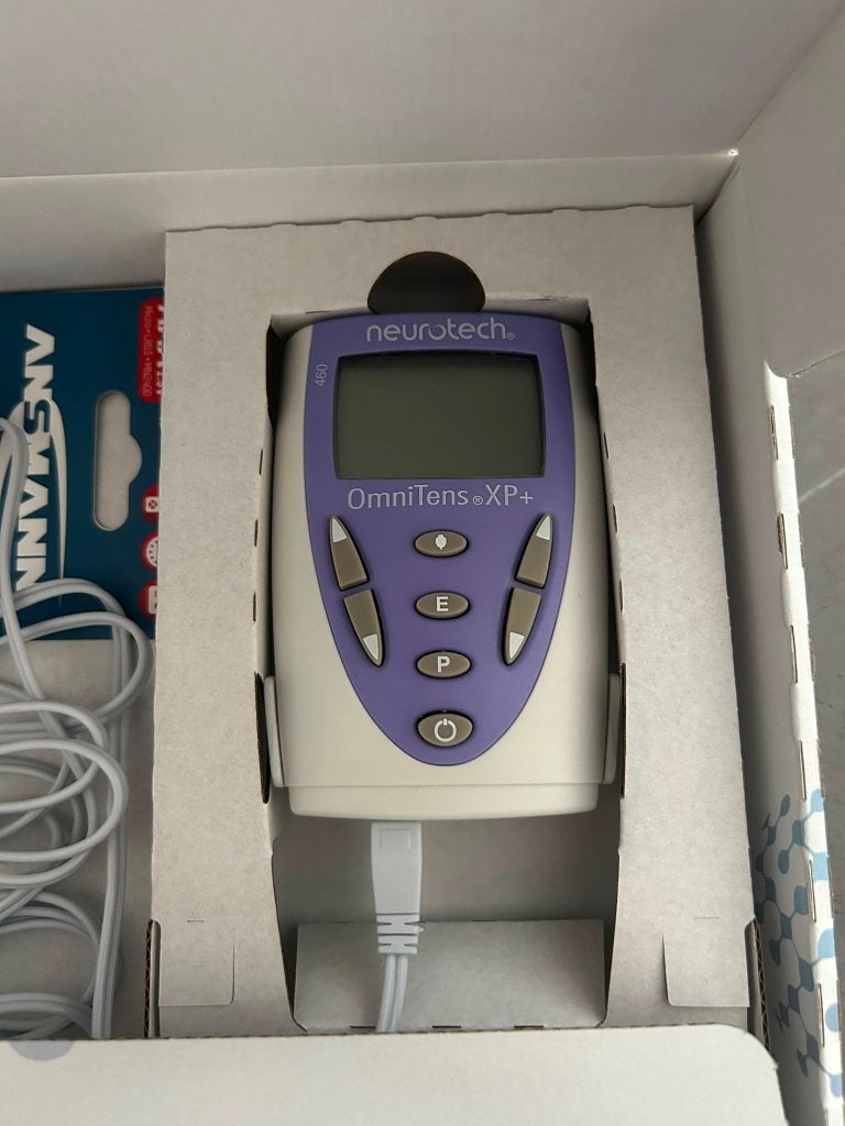 Neurotech OmniTens XP+ TENS-apparast (compleet in doos), Diversen, Verpleegmiddelen, Ophalen of Verzenden, Nieuw
