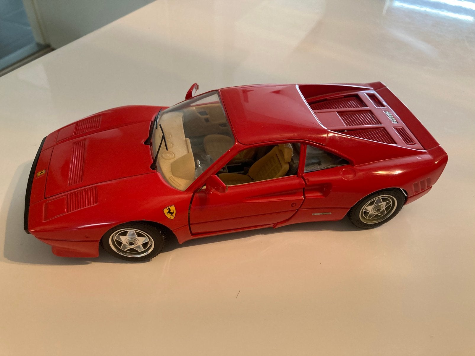 Ferrari gto 1984 1/18, Ophalen of Verzenden, Zo goed als nieuw, Bburago