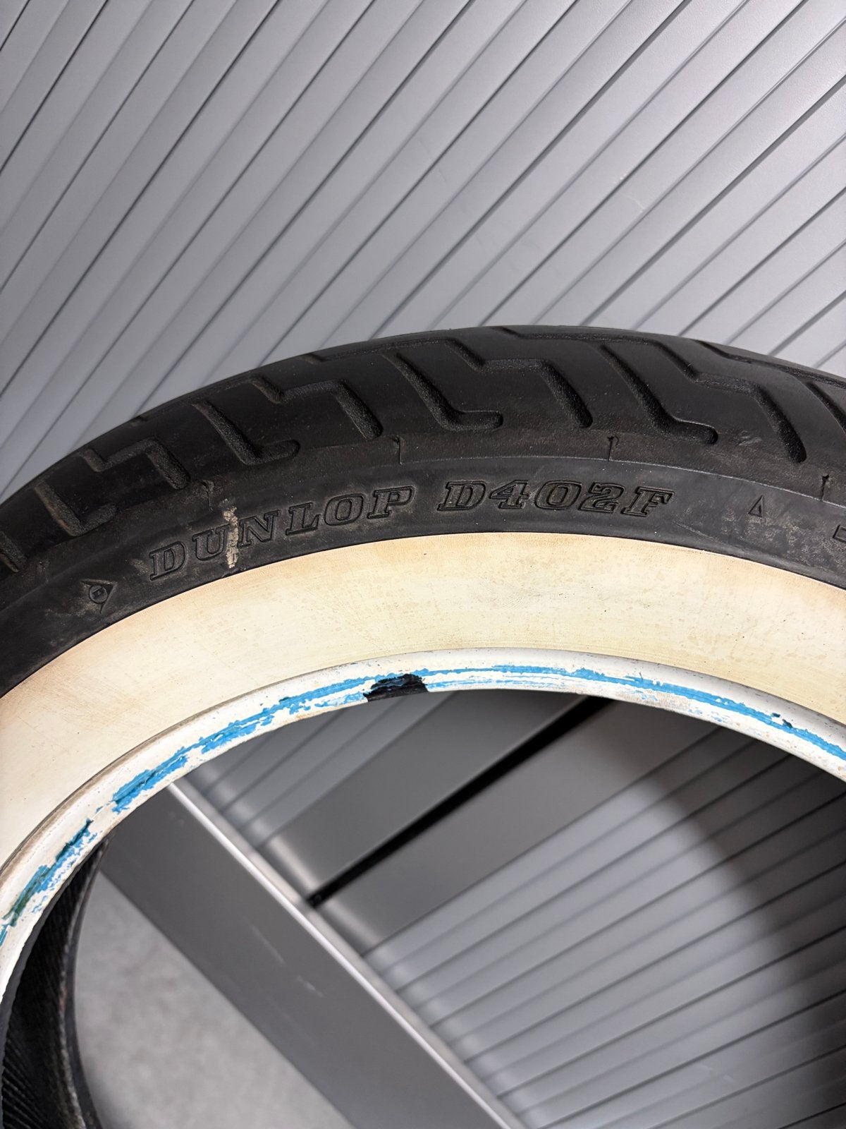Dunlop D402F HD Road King banden - MT90B16 M/C 72H/74H, Ophalen, Gebruikt
