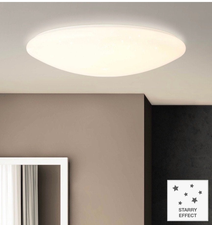 Moderne plafondlamp met LED en sterrenhemel effect, Huis en Inrichting, Lampen | Plafondlampen, Kunststof, Modern, Overige fittingen